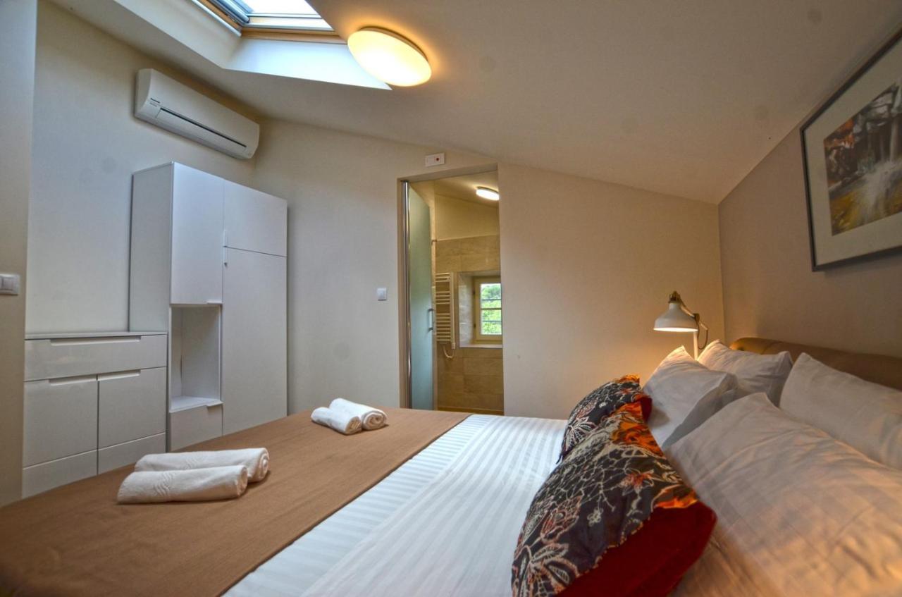 App & Rooms Juraga Bale Exterior foto